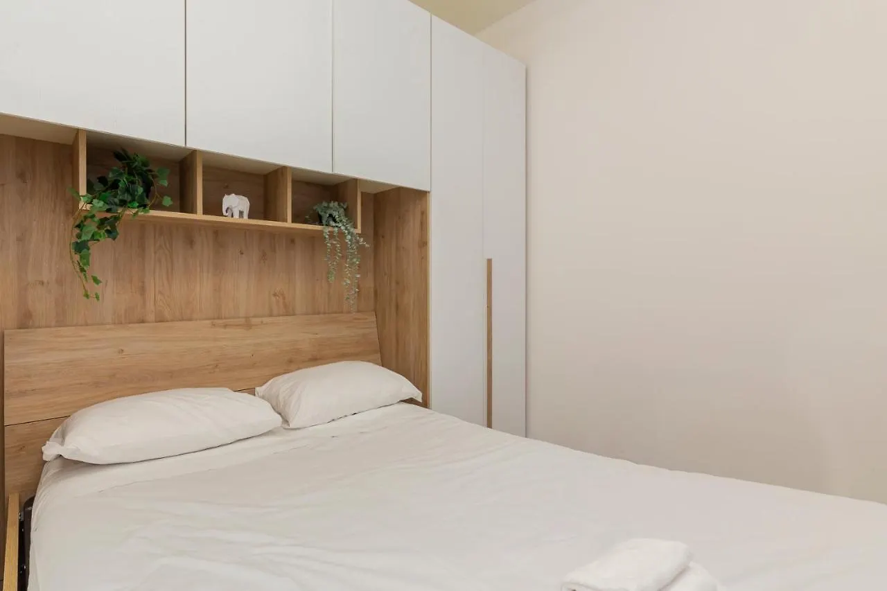 Cozy Apartment - Polesine Milan 0*,